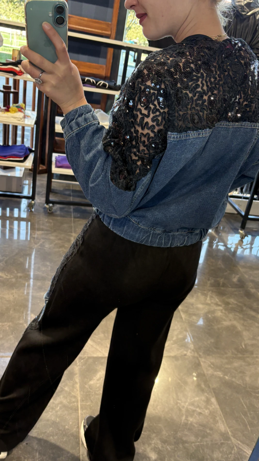 Pullu İşlemeli Jean Detaylı Takım