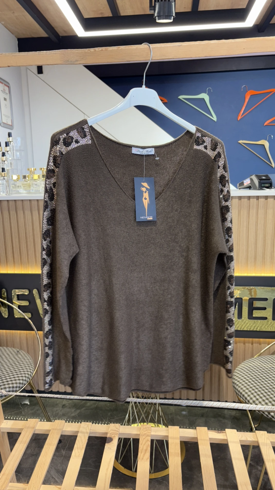 İtalyan Kolları Taşlı Triko